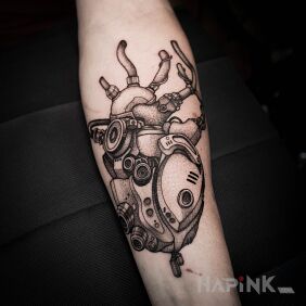 Tattoo Cyber / Cyberpunk / Steampunk / Heart On the arm motif: black and gray style: graphic / illustrative