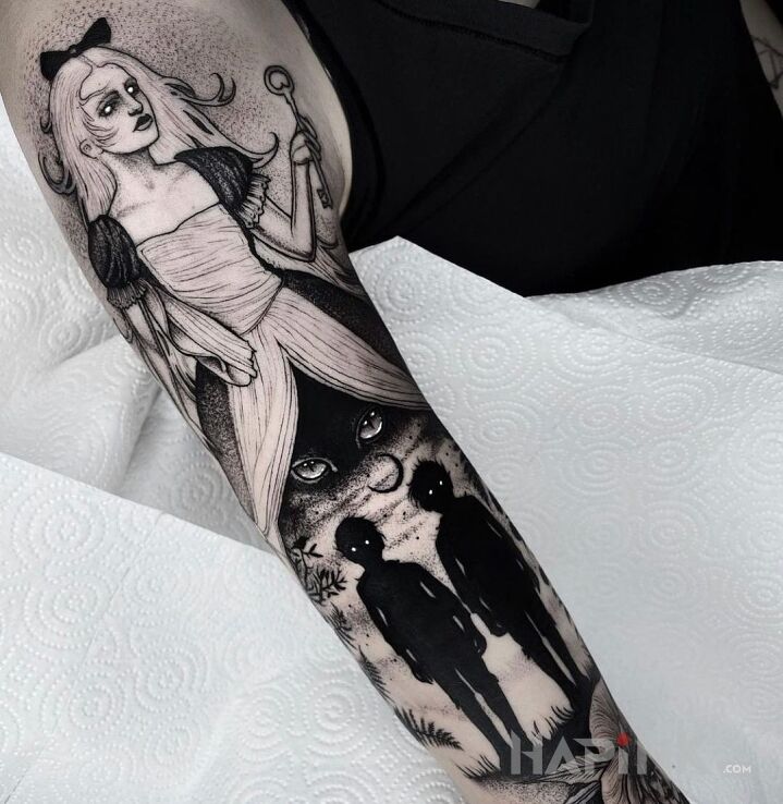 Tattoo Strachy na lachy in characters motif and graphic / illustrative style on the upper arm