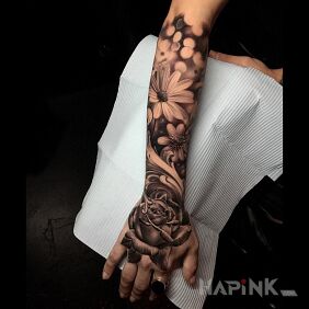 Tattoo Flowers on the hand on the forearm motif: 3D style: realistic