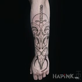 Tattoo Skulls on the wrist motif: skulls style: engravings / gravure