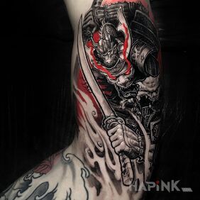 Tattoo Samurai preparing to attack on the bicep motif: demons style: graphic / illustrative