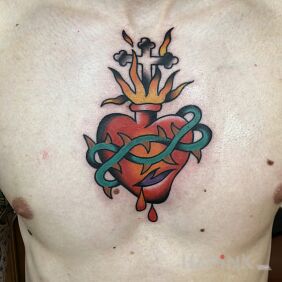 Tattoo Heart / Cross on the chest motif: colorful style: oldschool
