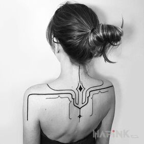 Tattoo Lines on the back on the back motif: other
