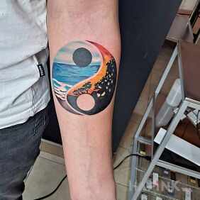 Tattoo Untitled On the arm motif: other style: graphic / illustrative