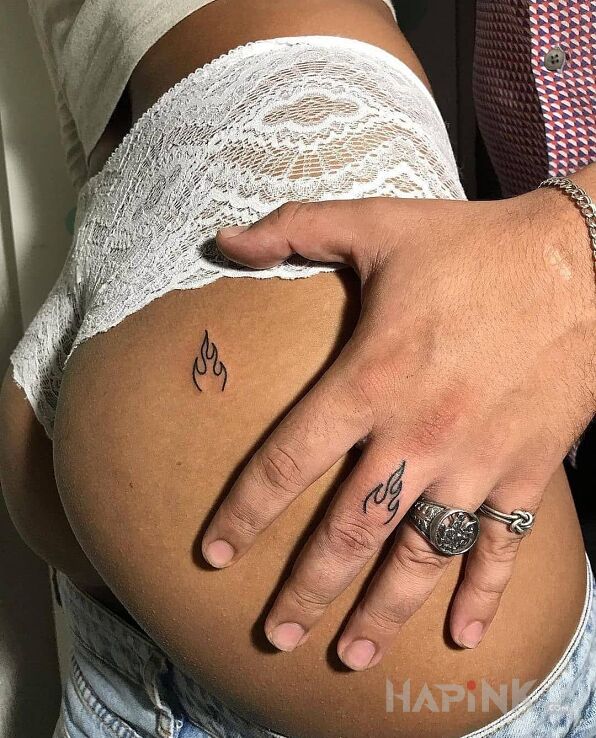 Tattoo Fire 🔥 in Love motif and minimalistic style on the fingers
