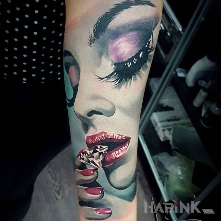 Tattoo Diamencik in 3D motif on the forearm