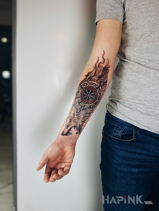 Tattoo Wilk in animals motif and graphic / illustrative style on the forearm