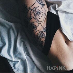 Tattoo Roses,contours on the leg motif: sexy