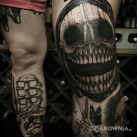 Tatuaż Japa na nodze motyw: demony styl: blackwork / blackout