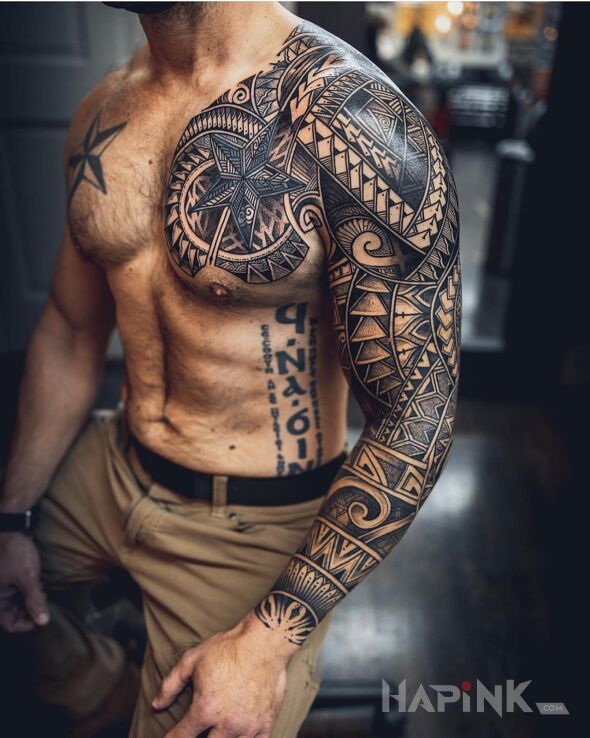 Tattoo Polinezja po mistrzowsku! in black and gray motif and Polynesian style on the forearm