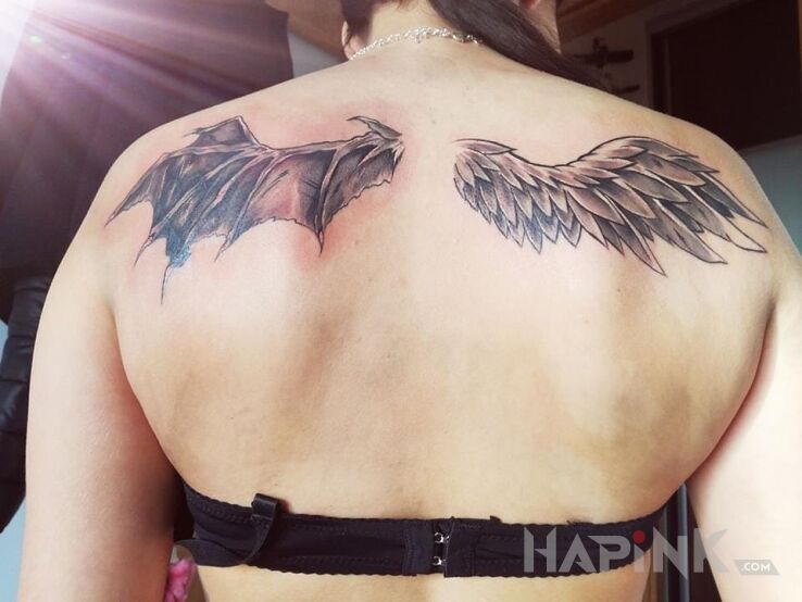 Tattoo Skrzydełka in angels motif on the back