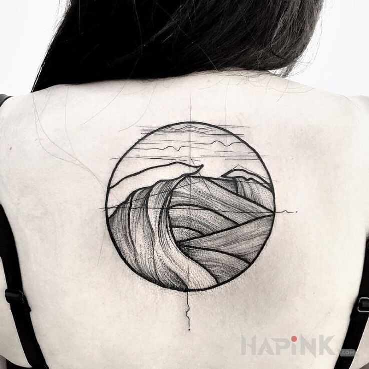 Tattoo Fale in other motif on the back