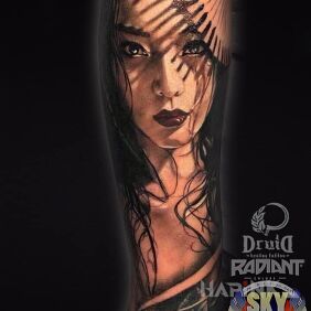 Tattoo Play of shadows On the arm motif: 3D style: realistic