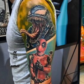 Tattoo Venom & Deadpool On the arm motif: 3D style: realistic