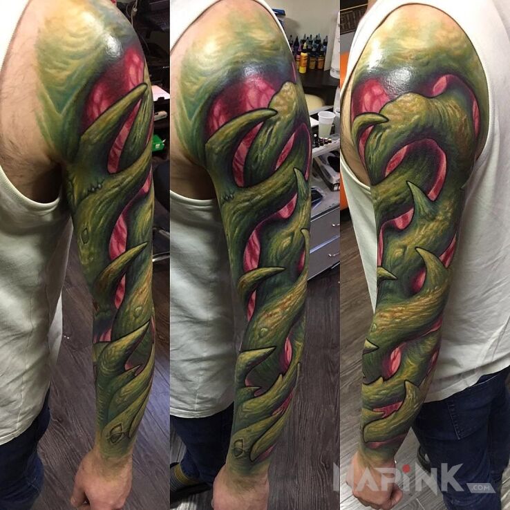 Tattoo Bioorganiczny rękaw in sleeves motif on the forearm