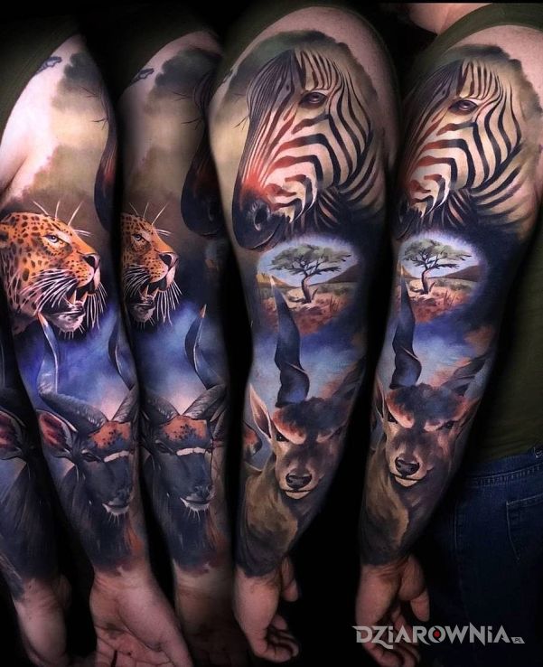 Tatuaż afrykański rękaw w motywie zwierzęta i stylu realistyczne na ramieniu