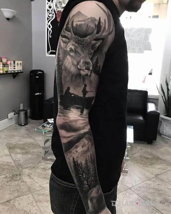 Tatuaż o ty jeleniu w motywie 3D i stylu realistyczne na ręce