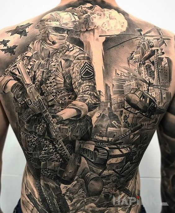 Tattoo Wojna XXI wieku in characters motif and realistic style on the shoulder blades