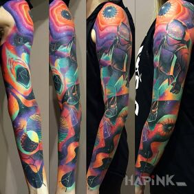 Tattoo Strong abstraction on the upper arm motif: colorful style: abstract