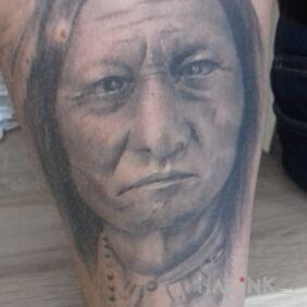 Tattoo Sitting Bull on the forearm motif: Indian