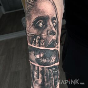 Tattoo Portrait / faces On the arm motif: faces style: realistic