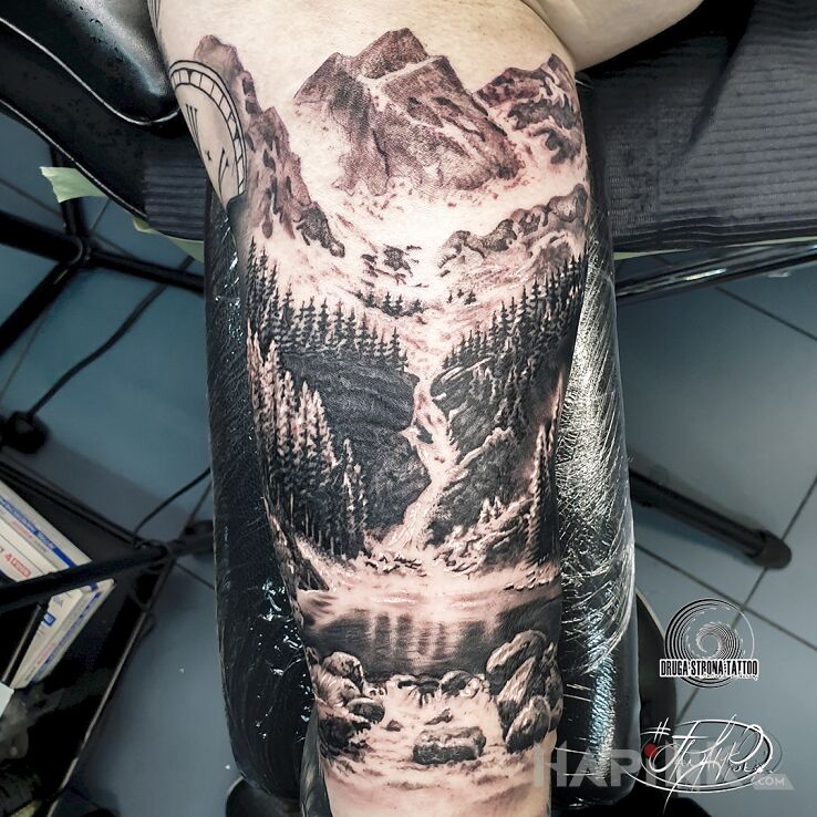 Tattoo Polskie góry, rzeczki i doliny :D Natura in black and gray motif and realistic style on the bicep