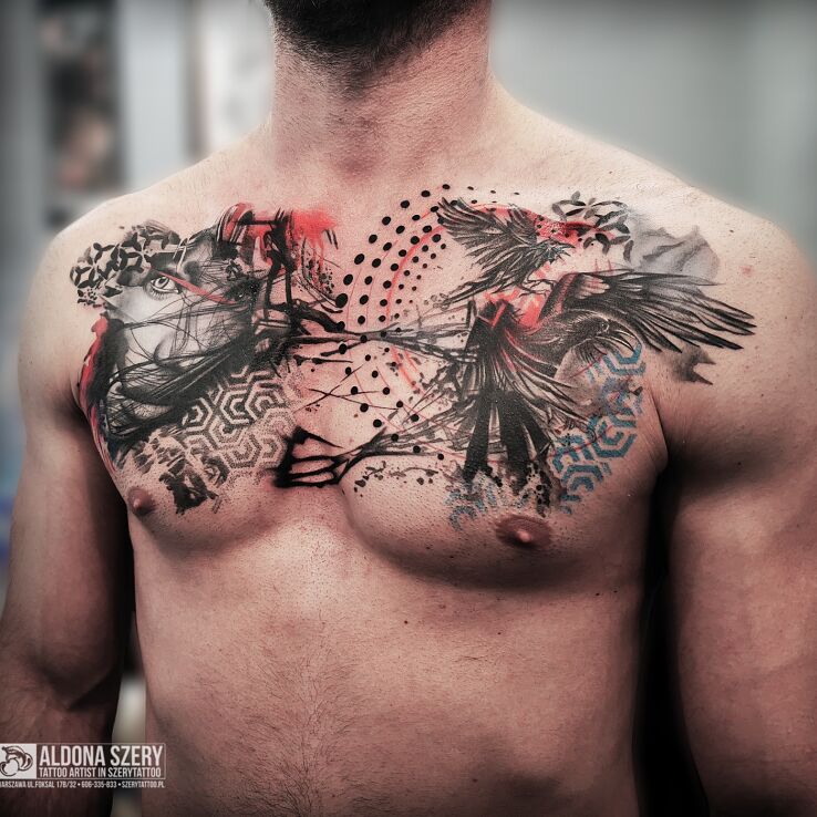 Tatuaż trash polka kolaż z ptakami w motywie kolorowe i stylu abstrakcyjne na klatce
