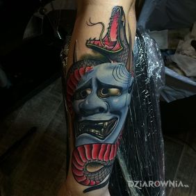 Tatuaż Maska demona na przedramieniu motyw: zwierzęta