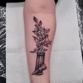 Tattoo Peace not war! on the leg motif: objects style: graphic / illustrative