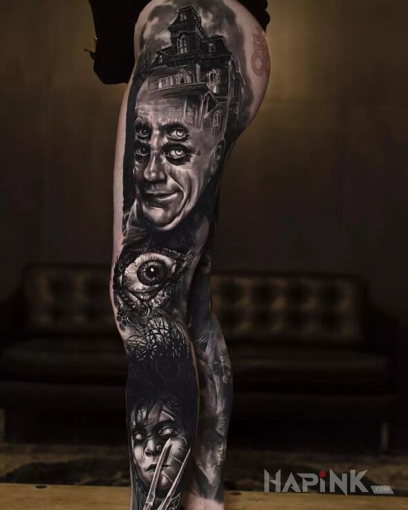 Tattoo Rodzinka Adamsów in faces motif and realistic style on the knee