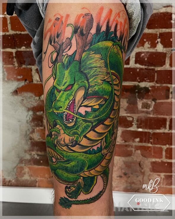 Tattoo Smok z dragon balla in manga / anime motif and cartoon / comic book style on the leg