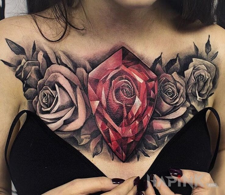 Tattoo Róż kilka in flowers motif and realistic style on the chest