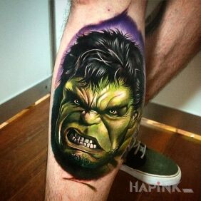 Tattoo Hulk on the leg motif: 3D