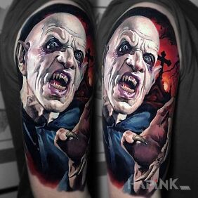 Tattoo Nosferatu on the upper arm motif: 3D