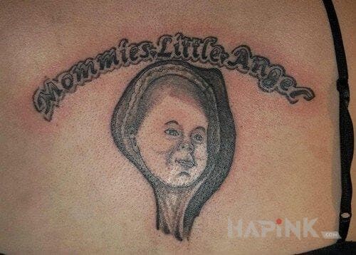 Tattoo Synek mamusi in faces motif on the back