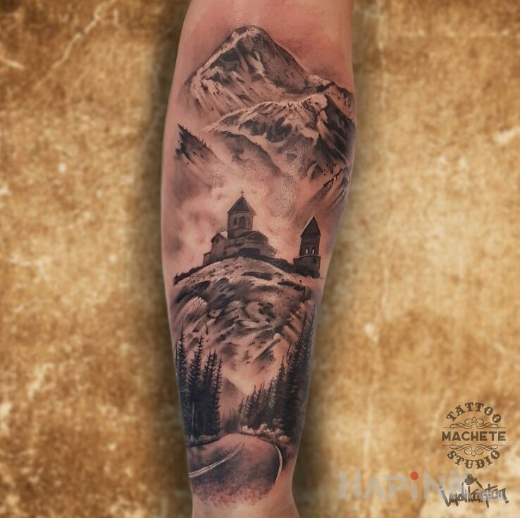 Tattoo Fajne widoki z Gruzji🇬🇪 in nature motif and realistic style On the arm