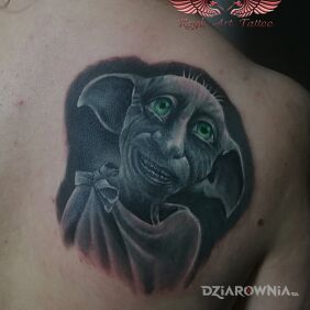 Tatuaż Zgredek na łopatkach motyw: fantasy styl: realistyczne