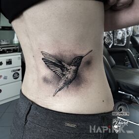 Tattoo Hummingbird - a symbol of joy, happiness and love :D on the back motif: animals style: realistic