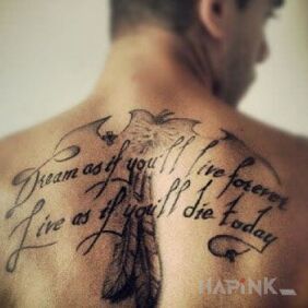 Tattoo Dream and live on the back motif: lettering