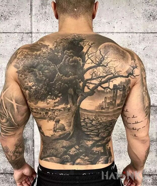 Tattoo Natura kontra cywilizacja in 3D motif and realistic style on the shoulder blades