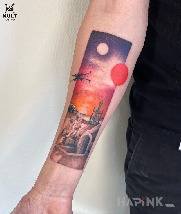 Tattoo GWIEZDNE WOJNY in colorful motif and graphic / illustrative style On the arm