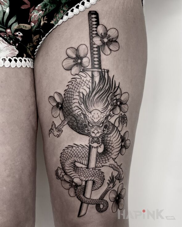 Tattoo Smok / Miecz / Kwiaty in objects motif and graphic / illustrative style on the leg