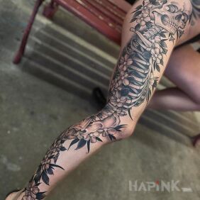 Tattoo Bone leg on the thigh motif: black and gray style: graphic / illustrative