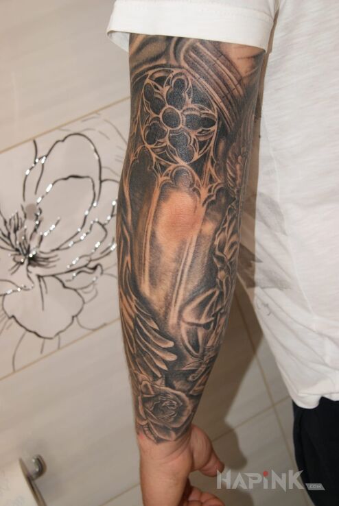 Tattoo Rękaw in sleeves motif on the forearm