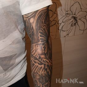 Tattoo Sleeve on the forearm motif: sleeves