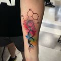 Pomysł na tatuaż - Pomysł na drugą stronę przedramienia / DNA-serotonina-dopamina