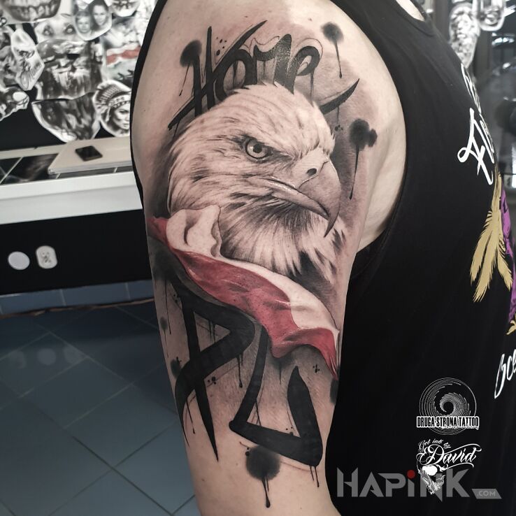 Tattoo Z tęsknoty za ojczyzną :D Orzeł in animals motif and realistic style On the arm