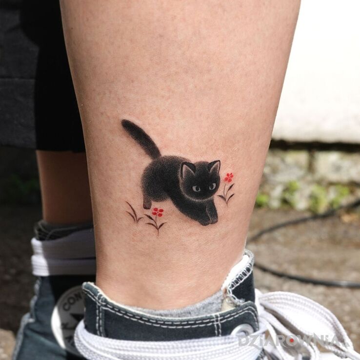 Tatuaż czarny i puszysty w motywie zwierzęta i stylu graficzne / ilustracyjne na nodze