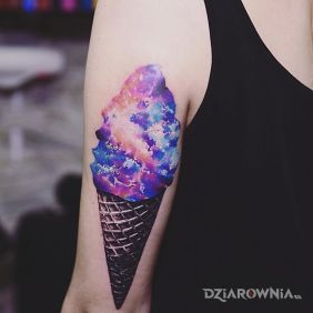 Tatuaż Lody z kosmosu na ramieniu motyw: pozostałe