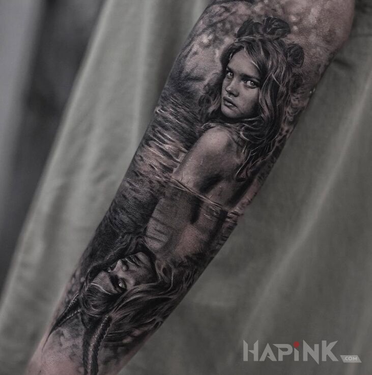 Tattoo Oblicze kobiety in 3D motif and realistic style on the forearm
